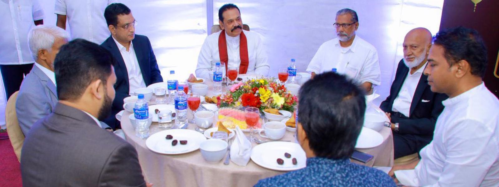 MR hosts Ifthar in Colombo